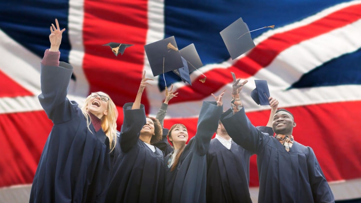 Top PR Courses in the UK for 2025