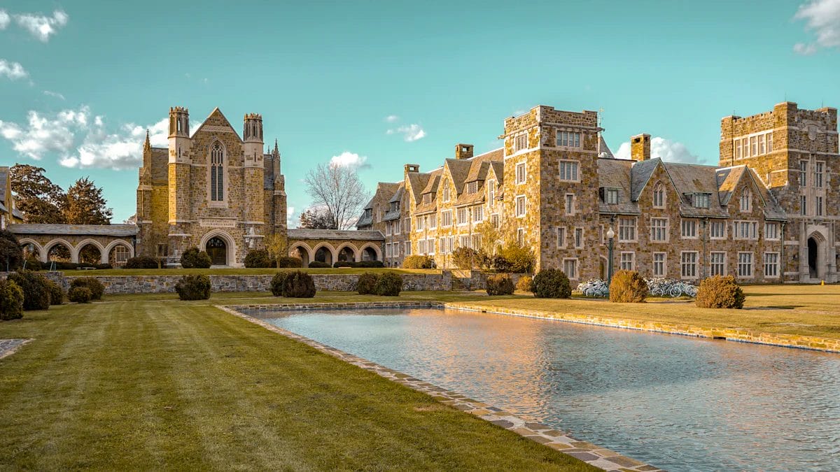 Top Universities for Summer Intake in the USA 2025